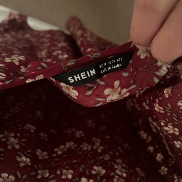 SHEIN VCAY Ditsy Floral Cami Dress - Picture 3 of 3